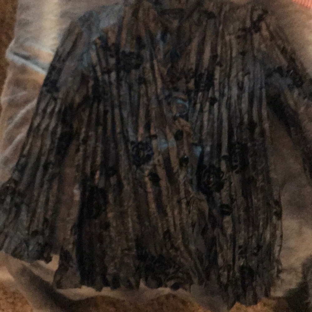 Fabulous velvet on pleated fabric blouse